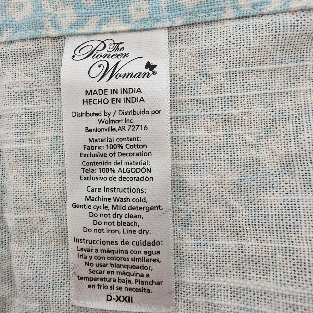 Pioneer Woman Fabric  Cotton Shower Curtain 72 In By 72 In Excellent Condition